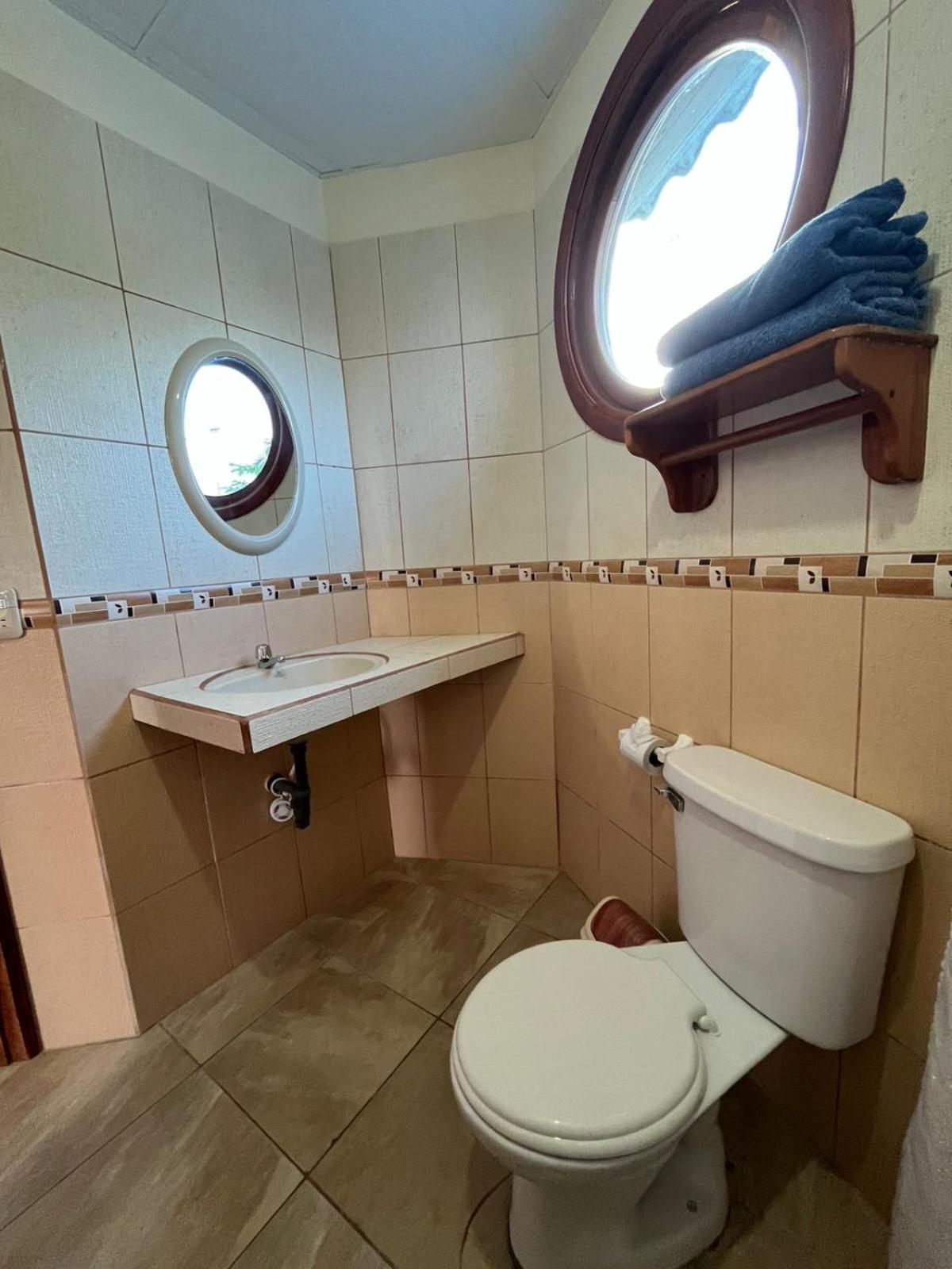 Hostal Neptuno - Poseidon Пуэрто-Вильямиль Экстерьер фото