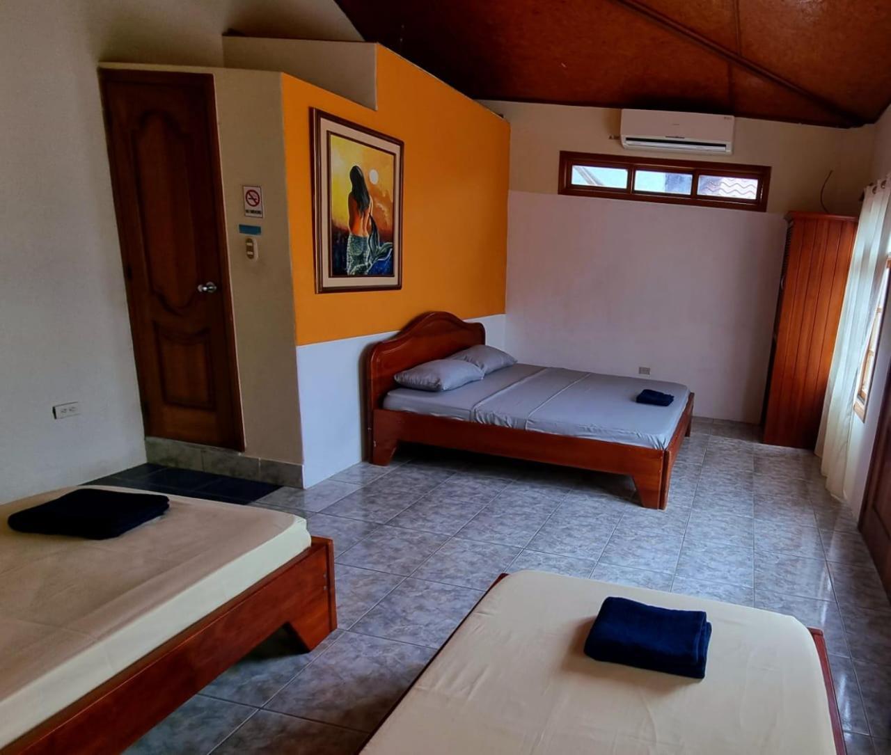 Hostal Neptuno - Poseidon Пуэрто-Вильямиль Экстерьер фото